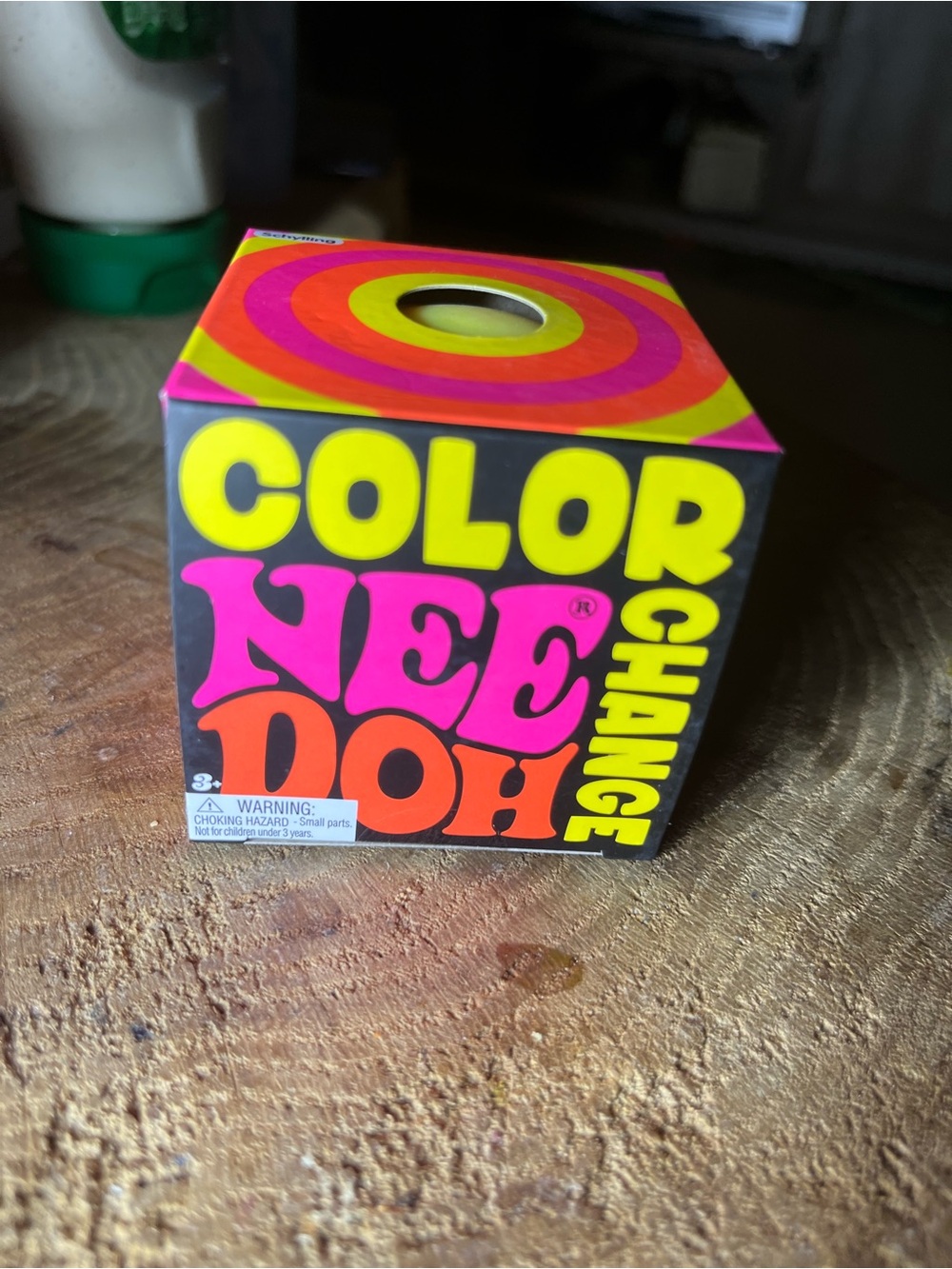 Color NEE DOH Color Change Toy - NEON yellow to orange